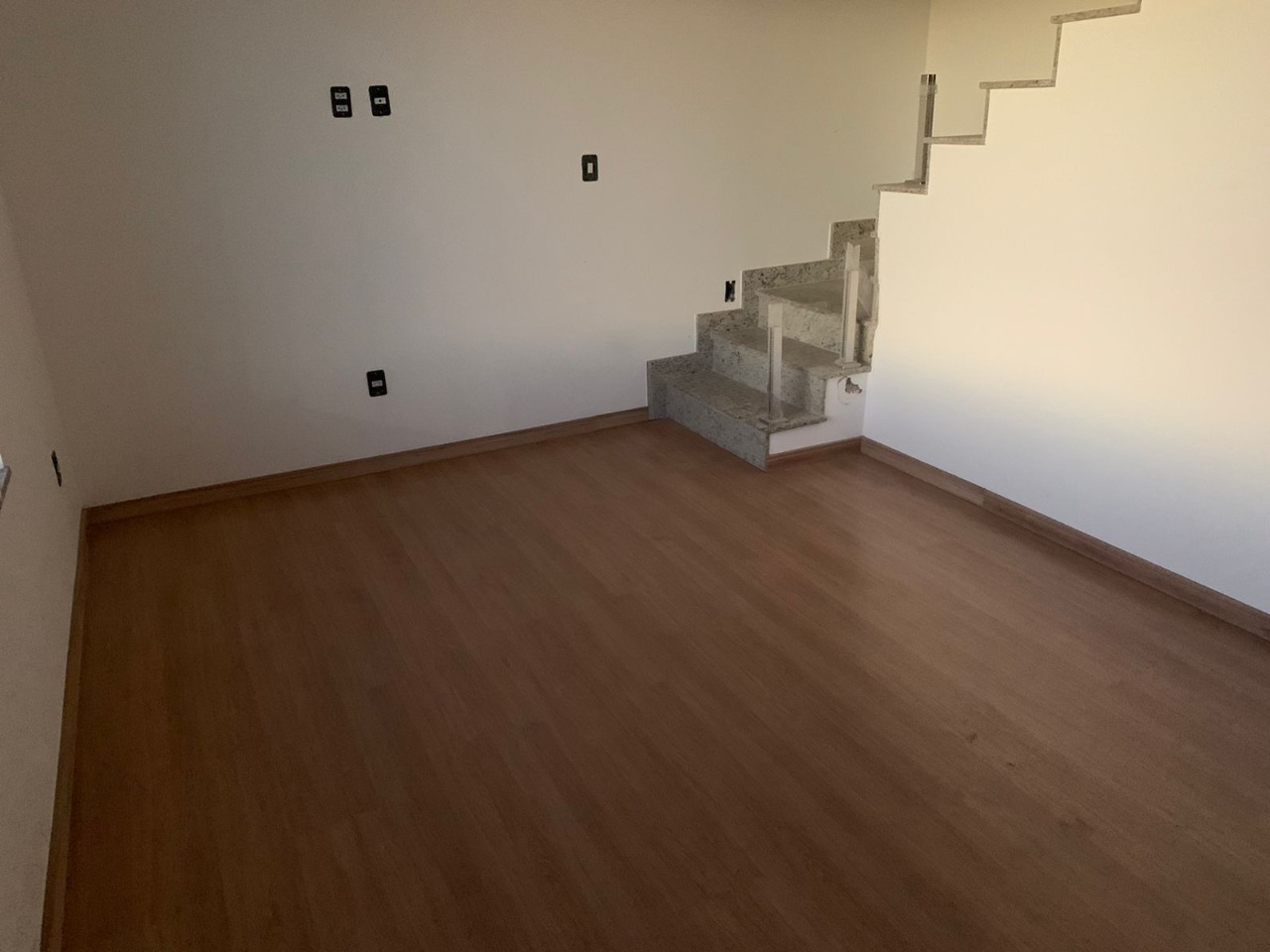 Casa à venda com 3 quartos, 93m² - Foto 6