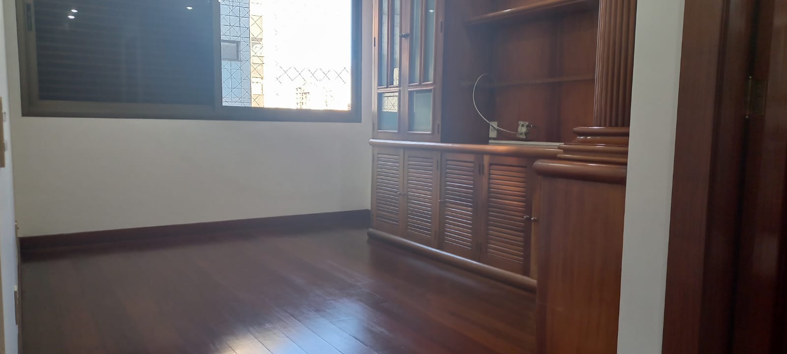 Apartamento à venda com 4 quartos, 419m² - Foto 9