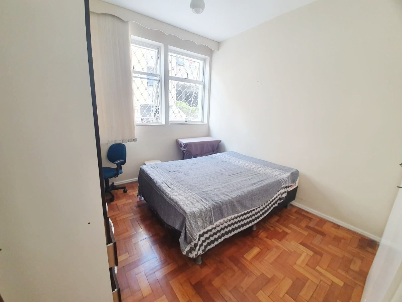 Apartamento à venda com 3 quartos, 87m² - Foto 5