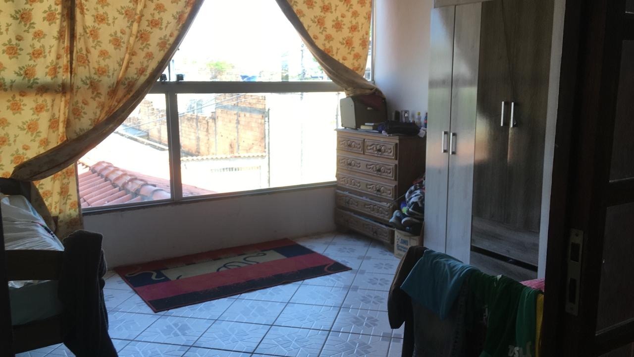 Casa à venda com 4 quartos, 338m² - Foto 22