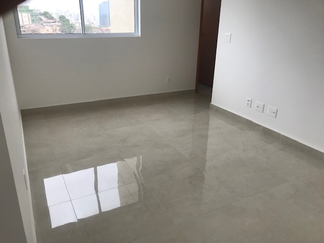 Apartamento à venda com 2 quartos, 47m² - Foto 1