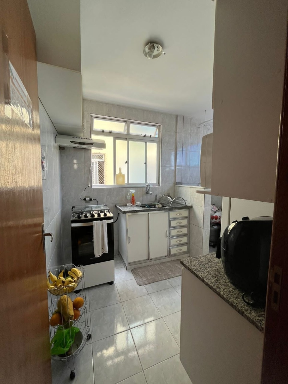 Apartamento à venda com 2 quartos, 75m² - Foto 5