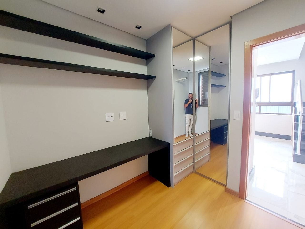 Cobertura à venda com 4 quartos, 200m² - Foto 7