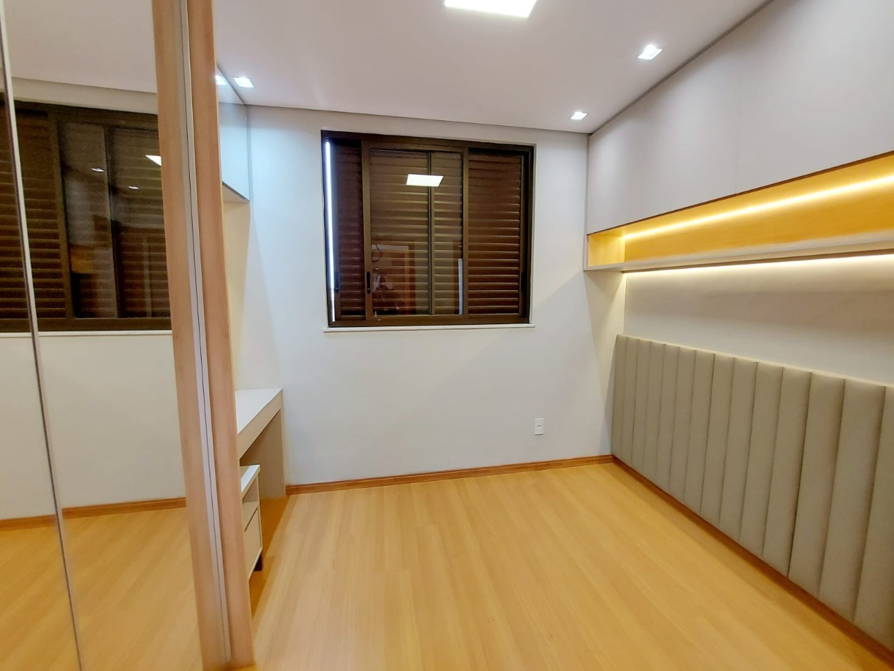 Cobertura à venda com 4 quartos, 200m² - Foto 11