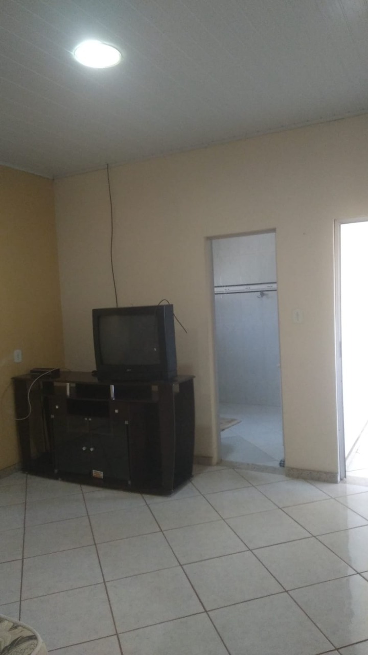 Casa à venda com 3 quartos, 220m² - Foto 4