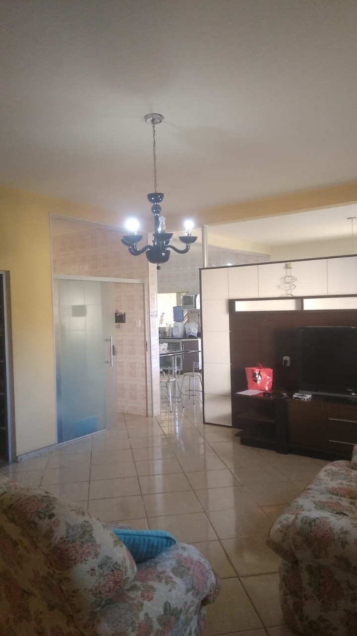 Casa à venda com 3 quartos, 220m² - Foto 12