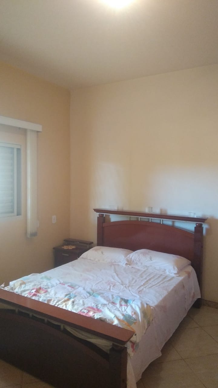 Casa à venda com 3 quartos, 220m² - Foto 16