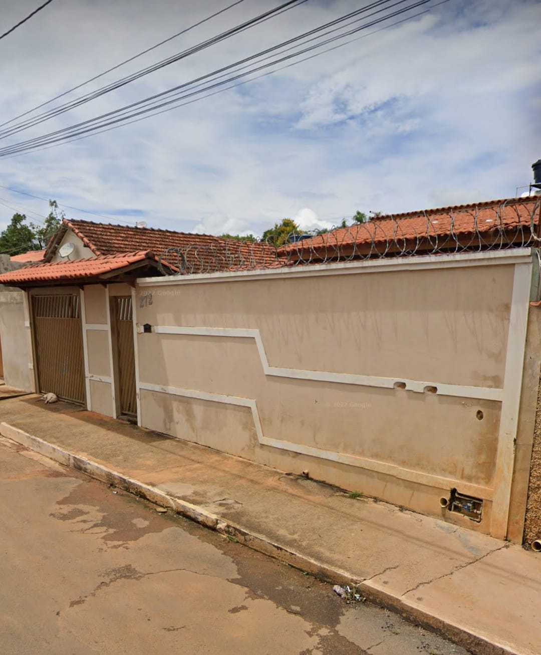 Casa à venda com 2 quartos, 300m² - Foto 1