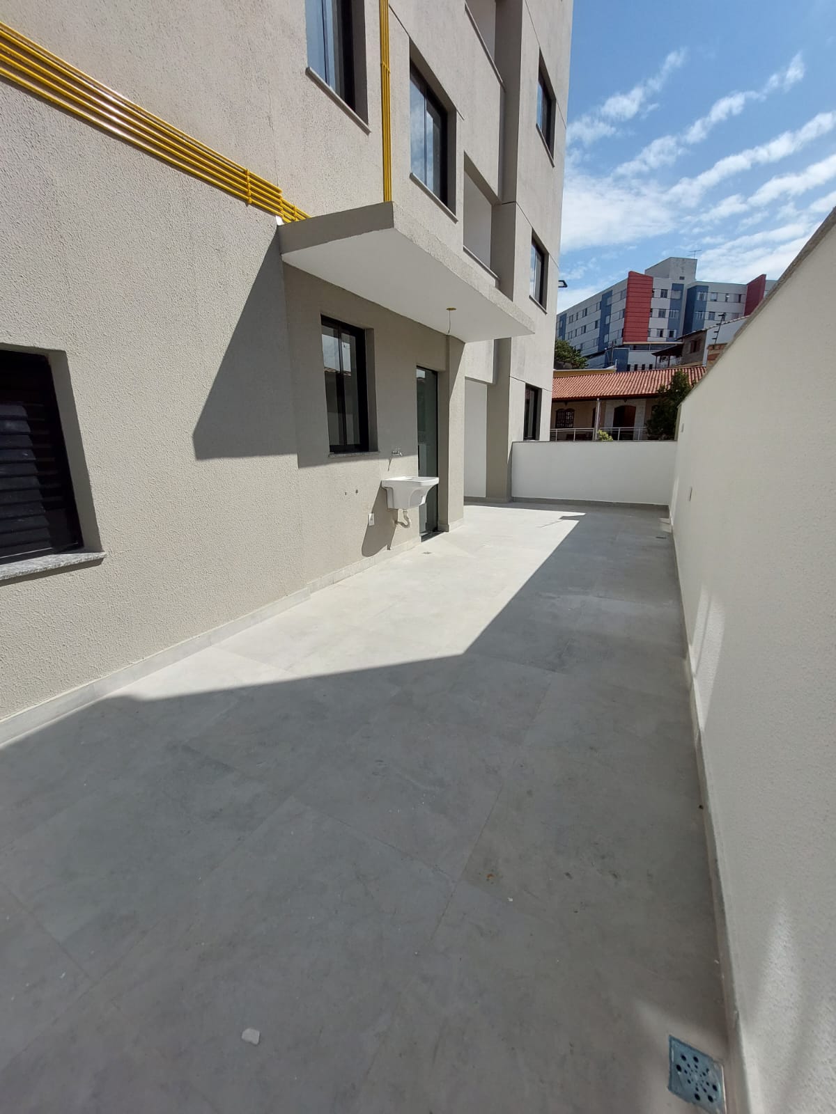 Apartamento à venda com 2 quartos, 116m² - Foto 1