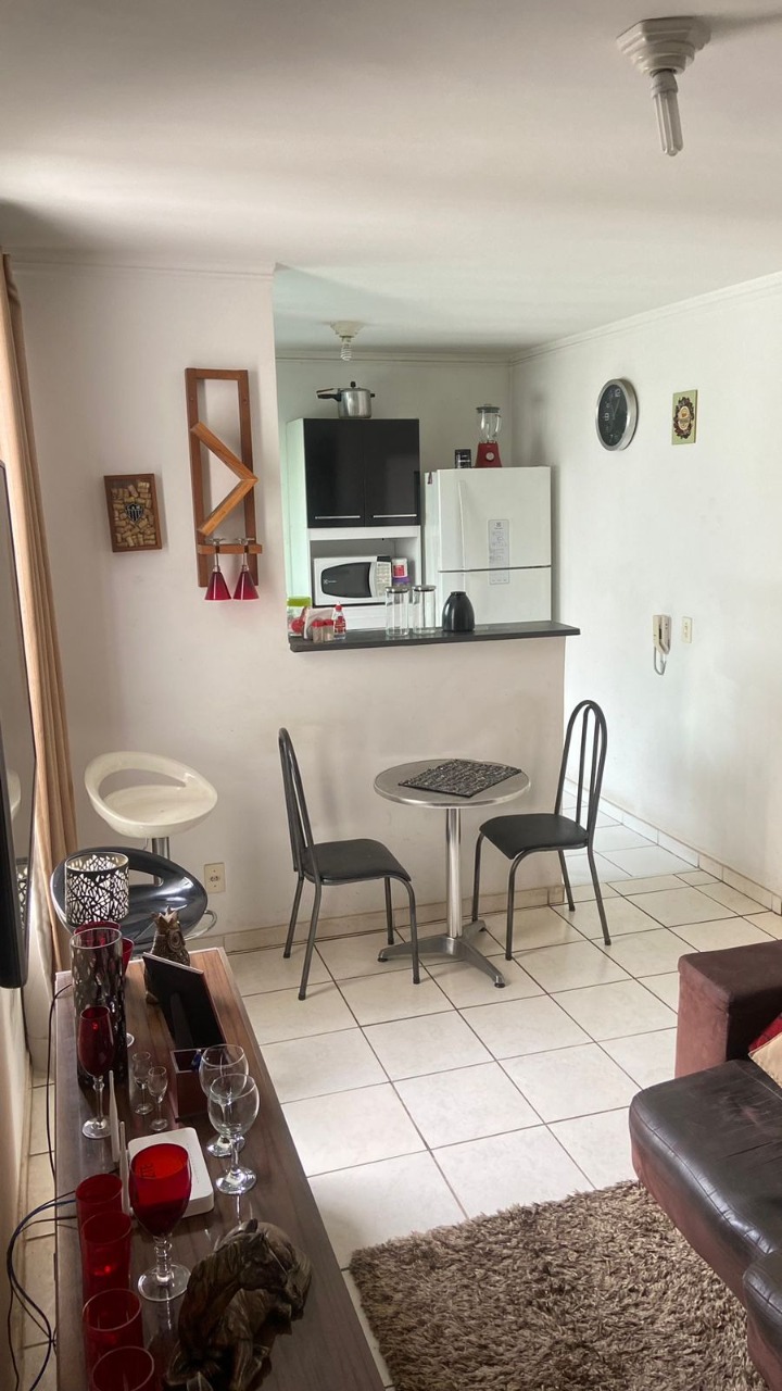 Apartamento à venda com 2 quartos, 45m² - Foto 1