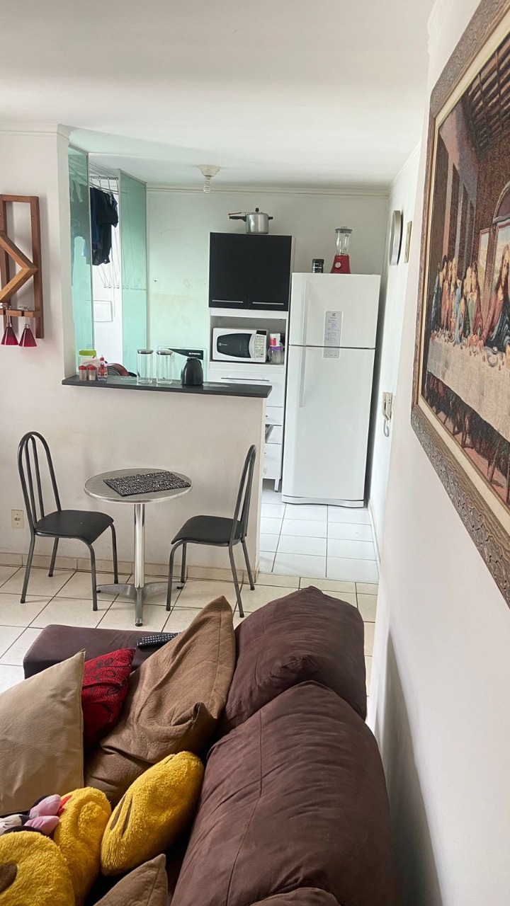 Apartamento à venda com 2 quartos, 45m² - Foto 2