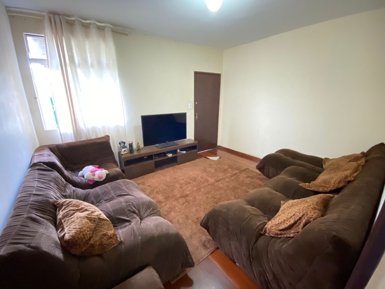 Apartamento à venda com 2 quartos, 65m² - Foto 2