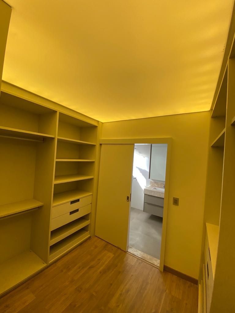 Apartamento à venda com 4 quartos, 205m² - Foto 3