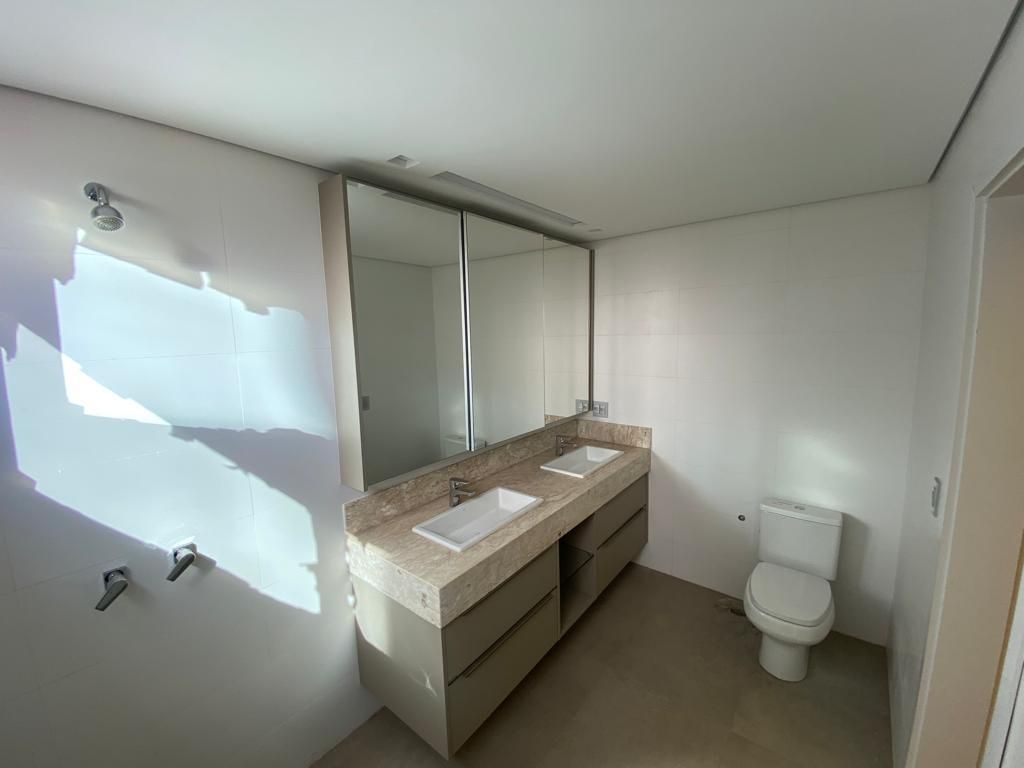 Apartamento à venda com 4 quartos, 205m² - Foto 12