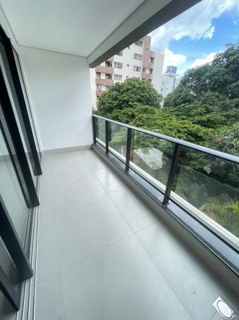 Apartamento à venda com 4 quartos, 360m² - Foto 1