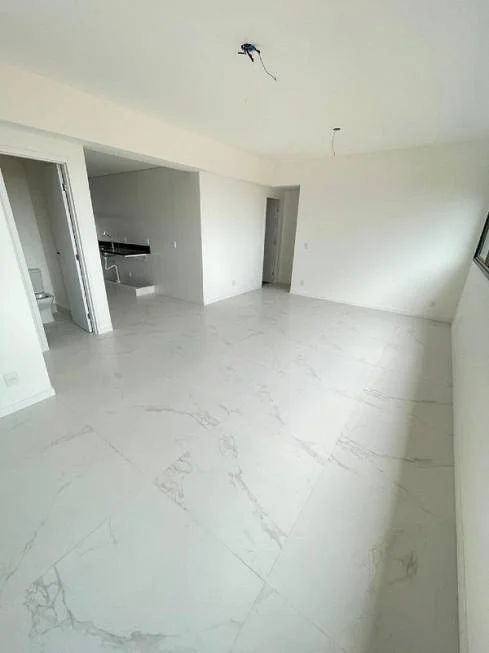 Apartamento à venda com 3 quartos, 360m² - Foto 4