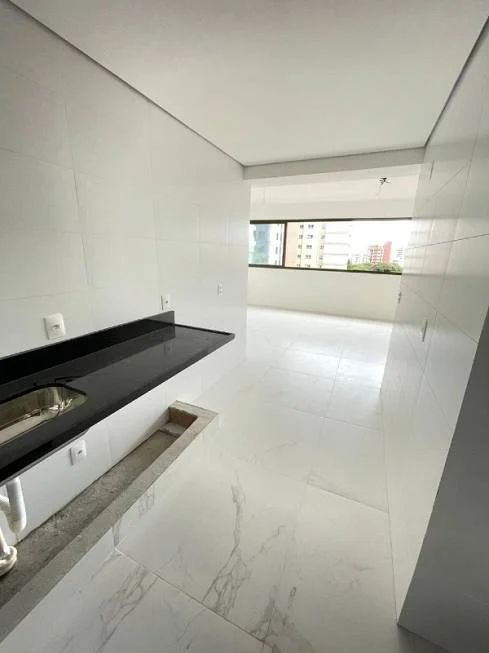 Apartamento à venda com 3 quartos, 360m² - Foto 8