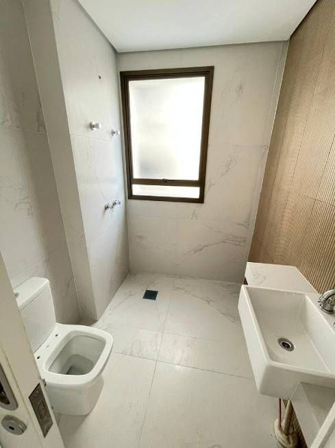 Apartamento à venda com 3 quartos, 360m² - Foto 16