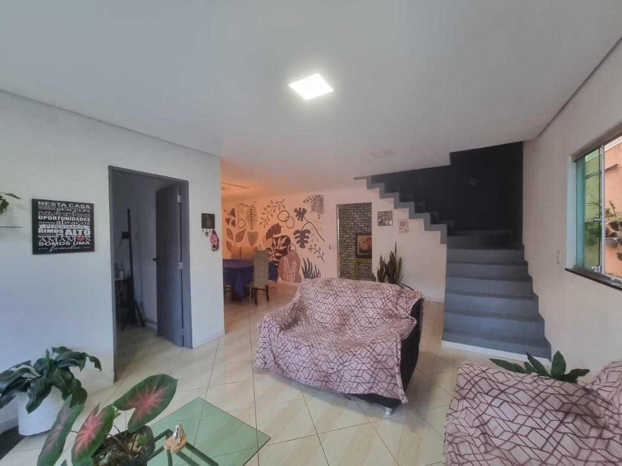 Casa à venda com 4 quartos, 240m² - Foto 5