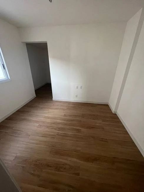 Apartamento à venda com 3 quartos - Foto 7