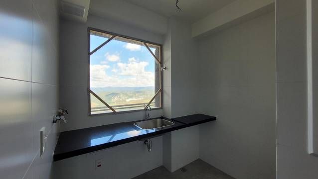 Apartamento à venda com 3 quartos, 141m² - Foto 9