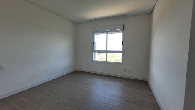 Apartamento à venda com 3 quartos, 141m² - Foto 19