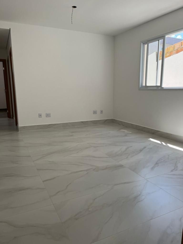 Apartamento à venda com 3 quartos - Foto 2