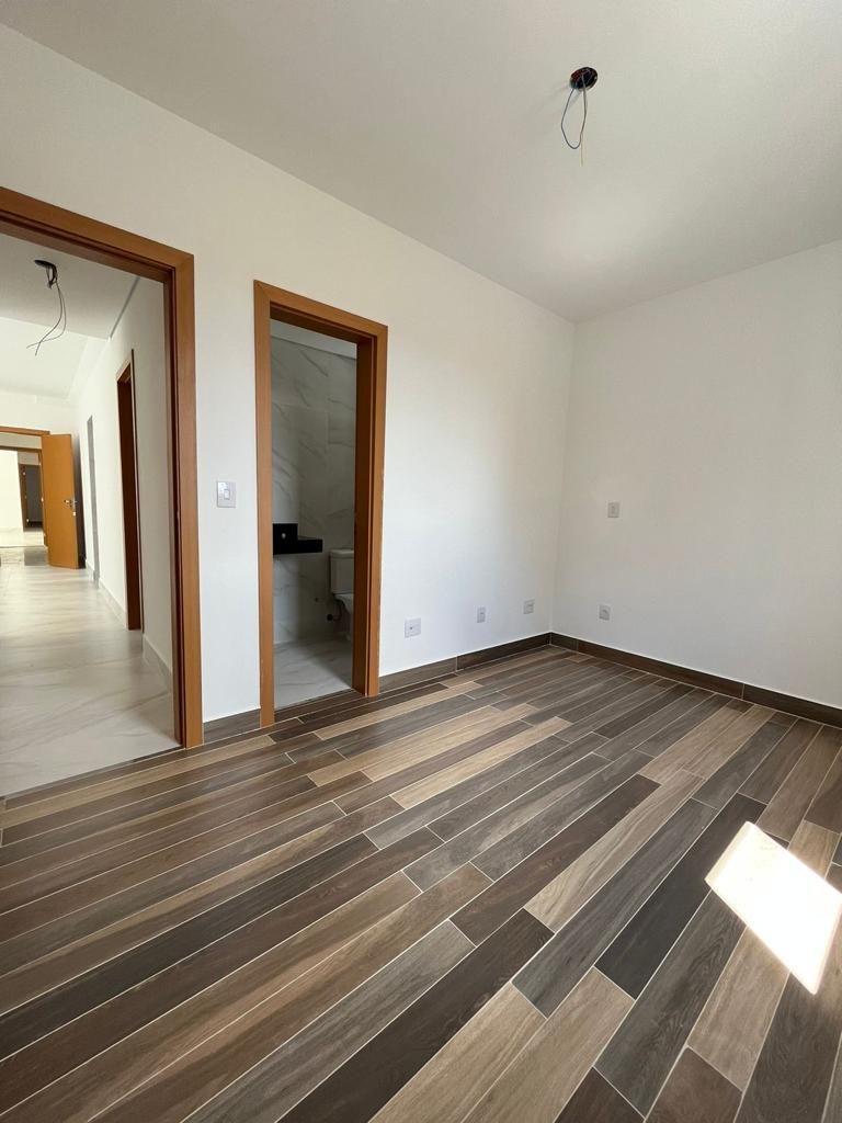 Apartamento à venda com 3 quartos, 130m² - Foto 9