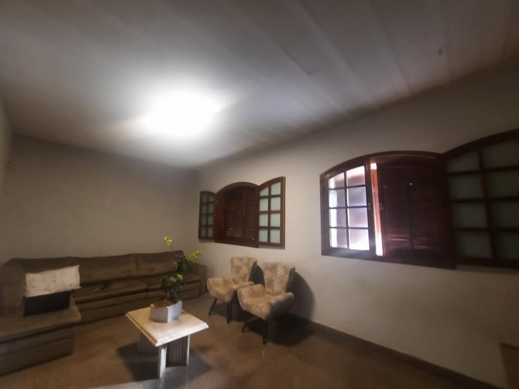 Casa à venda com 3 quartos, 450m² - Foto 6