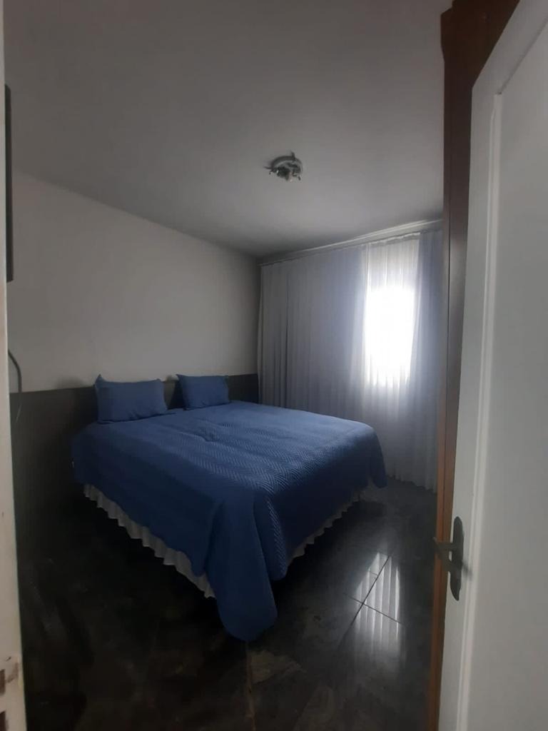 Casa à venda com 3 quartos, 450m² - Foto 10