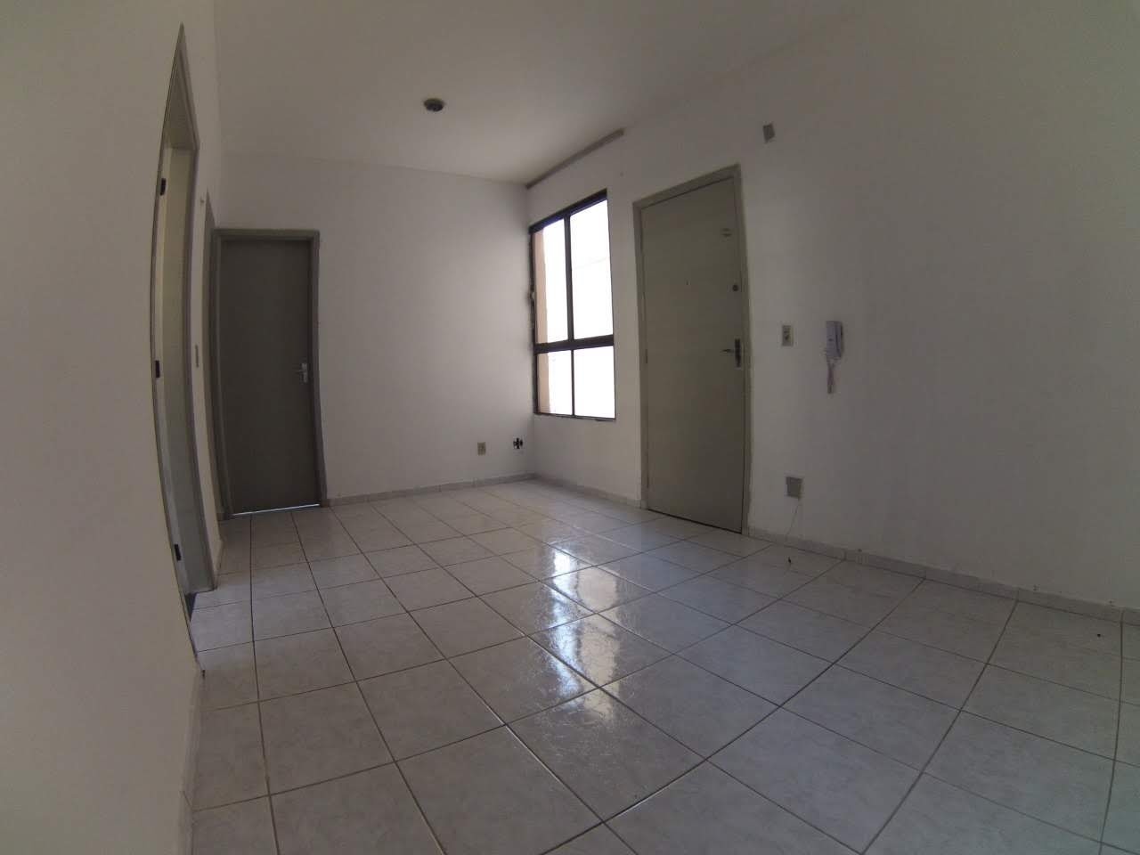 Apartamento à venda com 2 quartos, 50m² - Foto 1