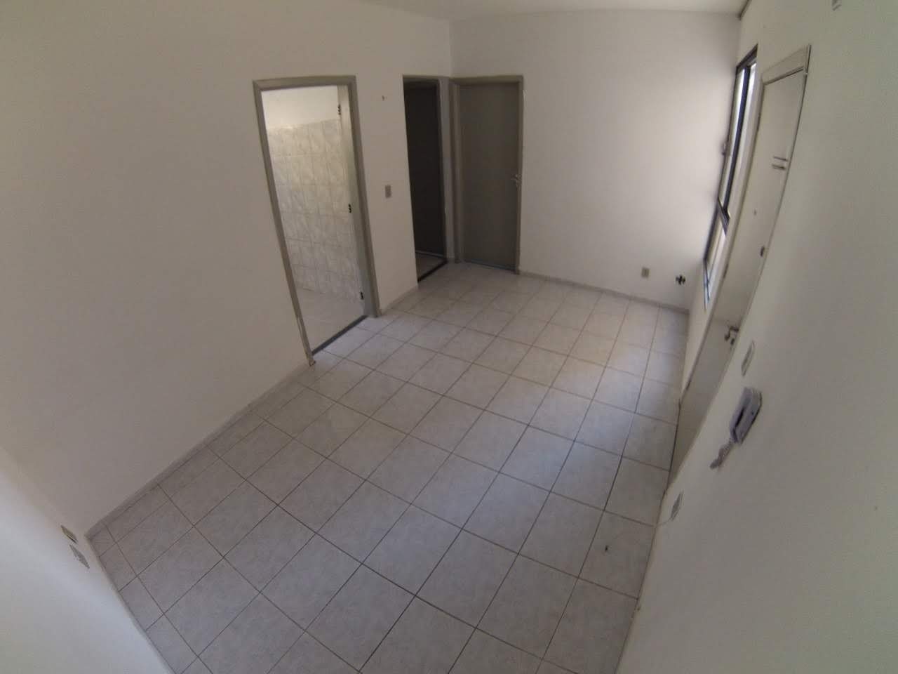 Apartamento à venda com 2 quartos, 50m² - Foto 2