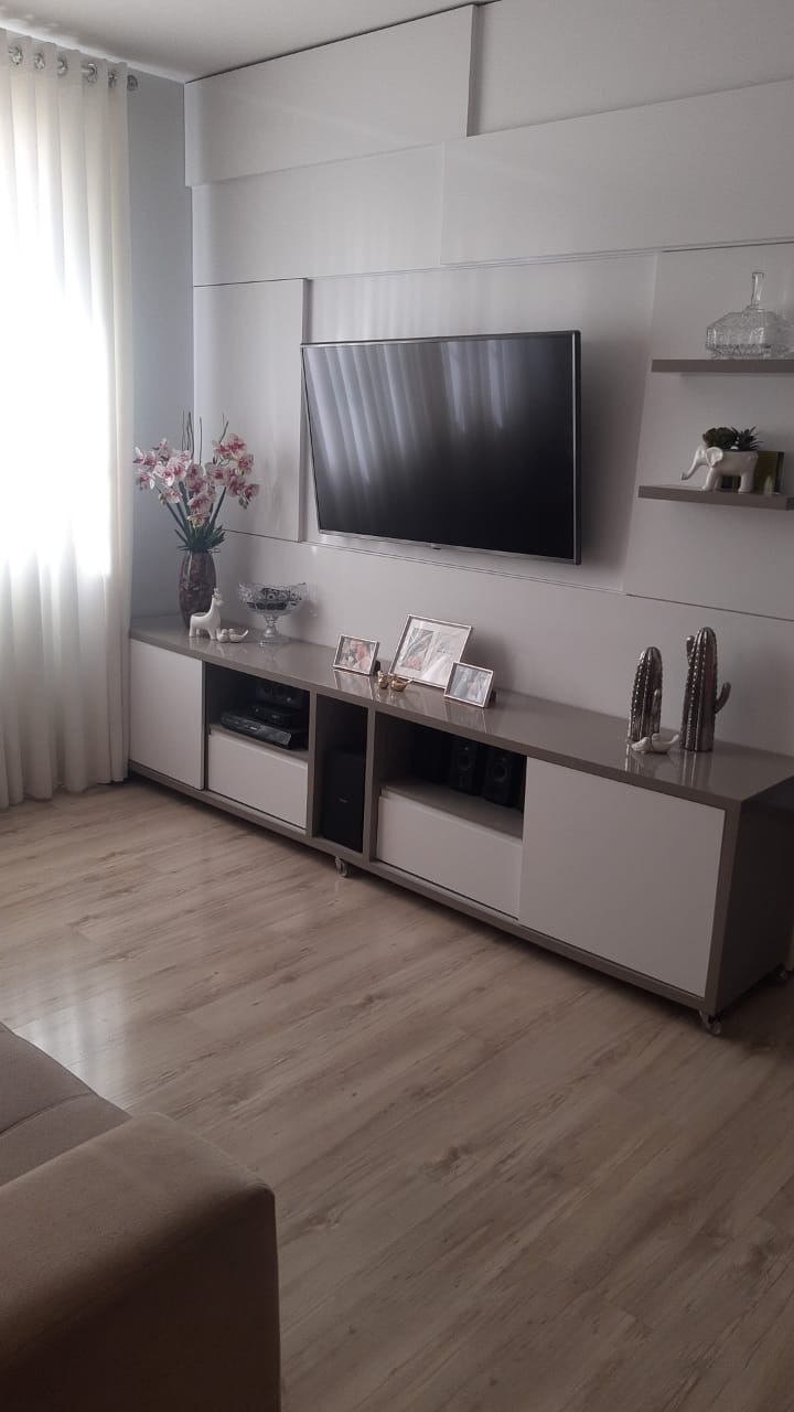 Apartamento à venda com 2 quartos, 62m² - Foto 2