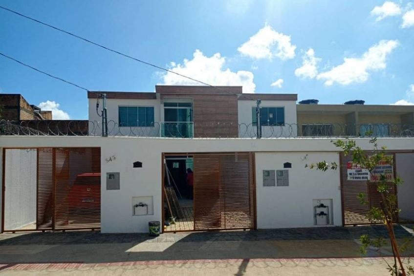 Casa à venda com 3 quartos, 120m² - Foto 3