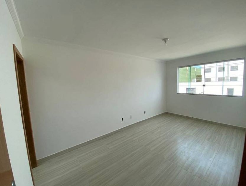 Casa à venda com 3 quartos, 120m² - Foto 4