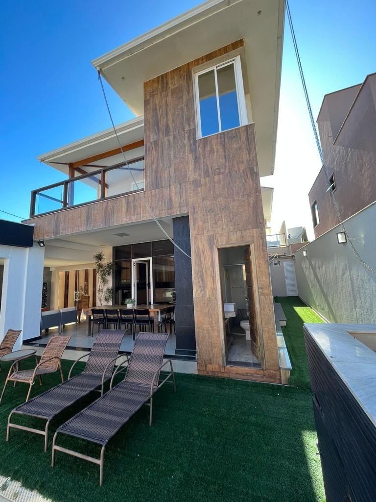 Casa à venda com 4 quartos, 365m² - Foto 5