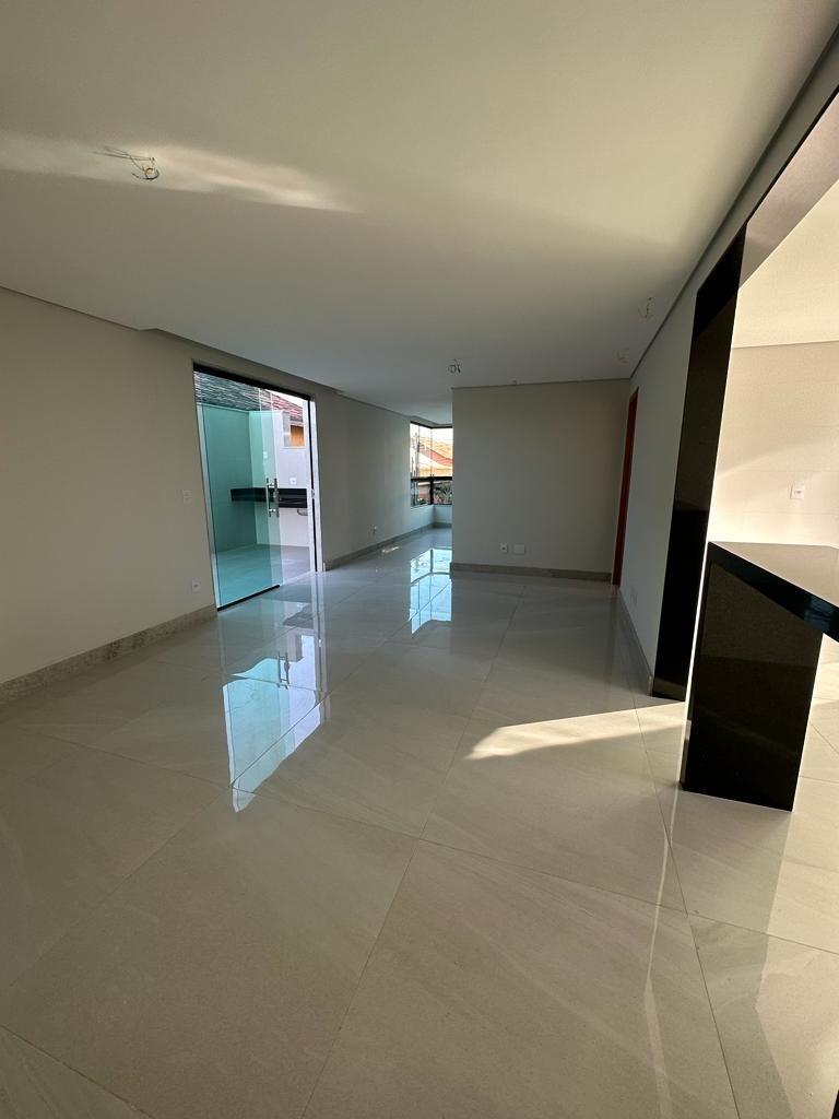 Apartamento à venda com 4 quartos, 106m² - Foto 18