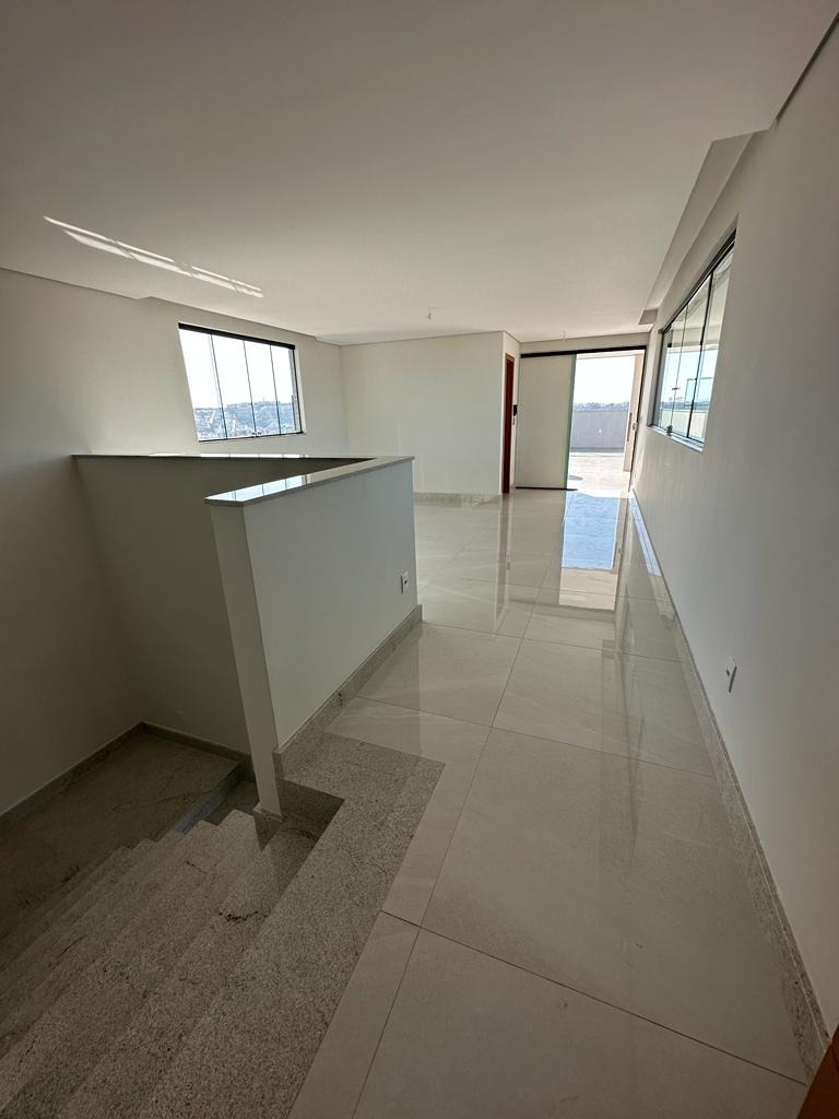 Cobertura à venda com 4 quartos, 228m² - Foto 8