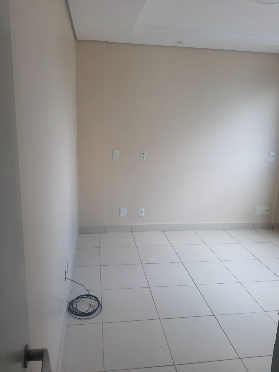 Apartamento à venda com 3 quartos, 74m² - Foto 3