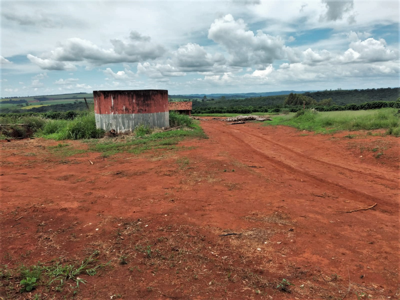 Chácara à venda com 2 quartos, 1710000m² - Foto 4