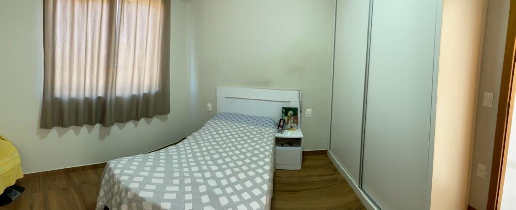 Casa à venda com 5 quartos, 300m² - Foto 10