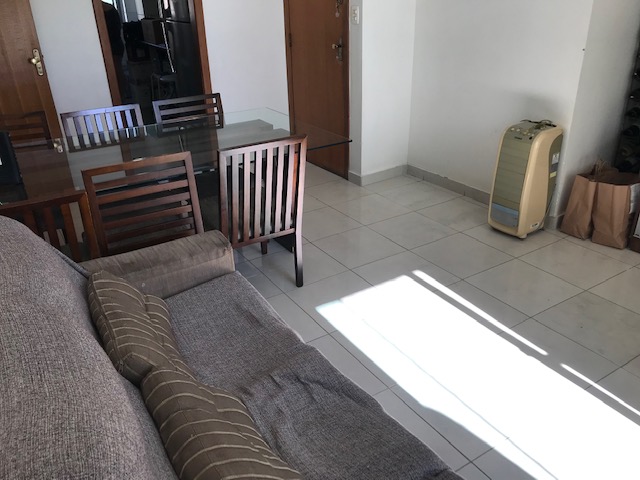 Apartamento à venda com 3 quartos, 90m² - Foto 2