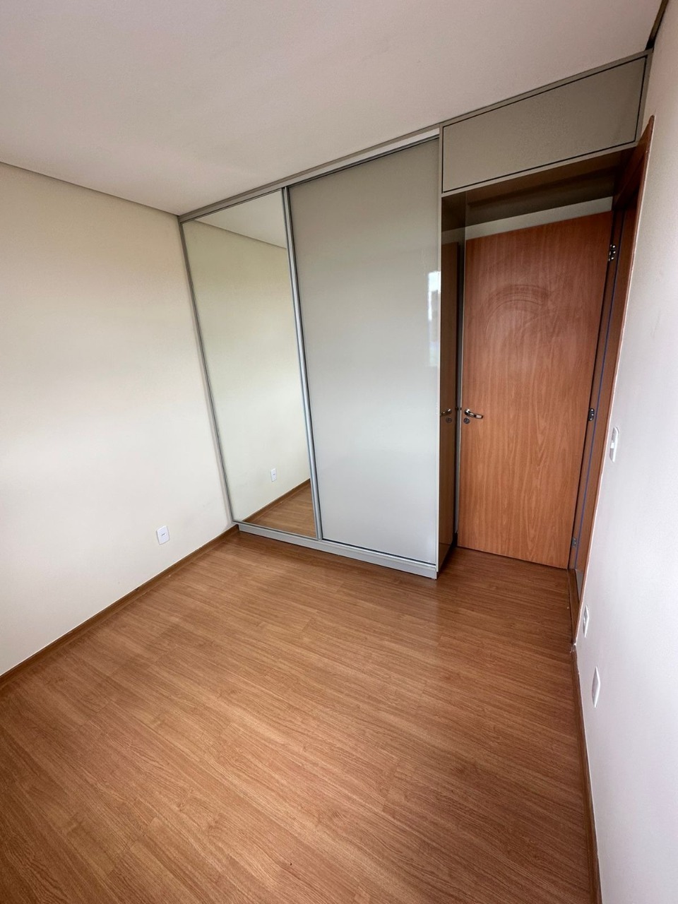 Apartamento à venda com 2 quartos, 55m² - Foto 12