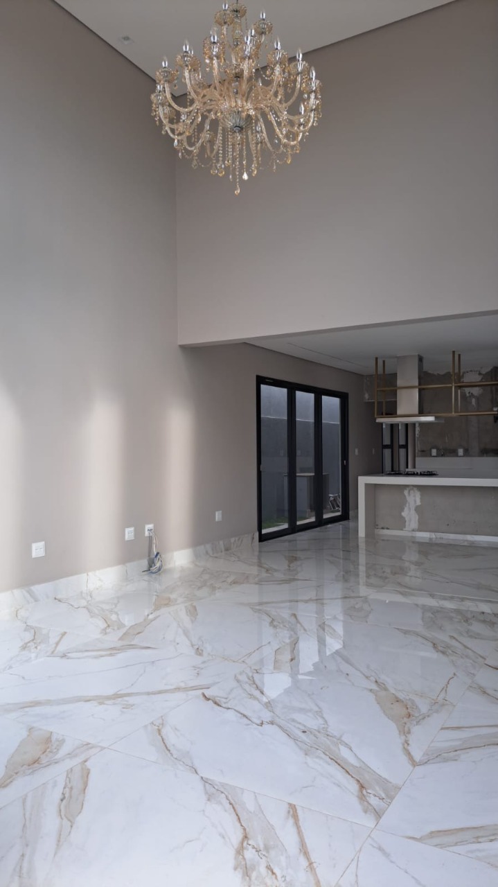 Casa à venda com 4 quartos, 243m² - Foto 21