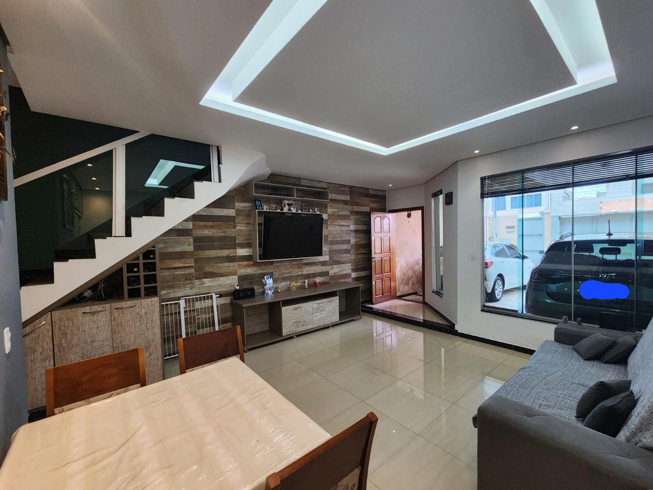 Casa à venda com 3 quartos, 63m² - Foto 1