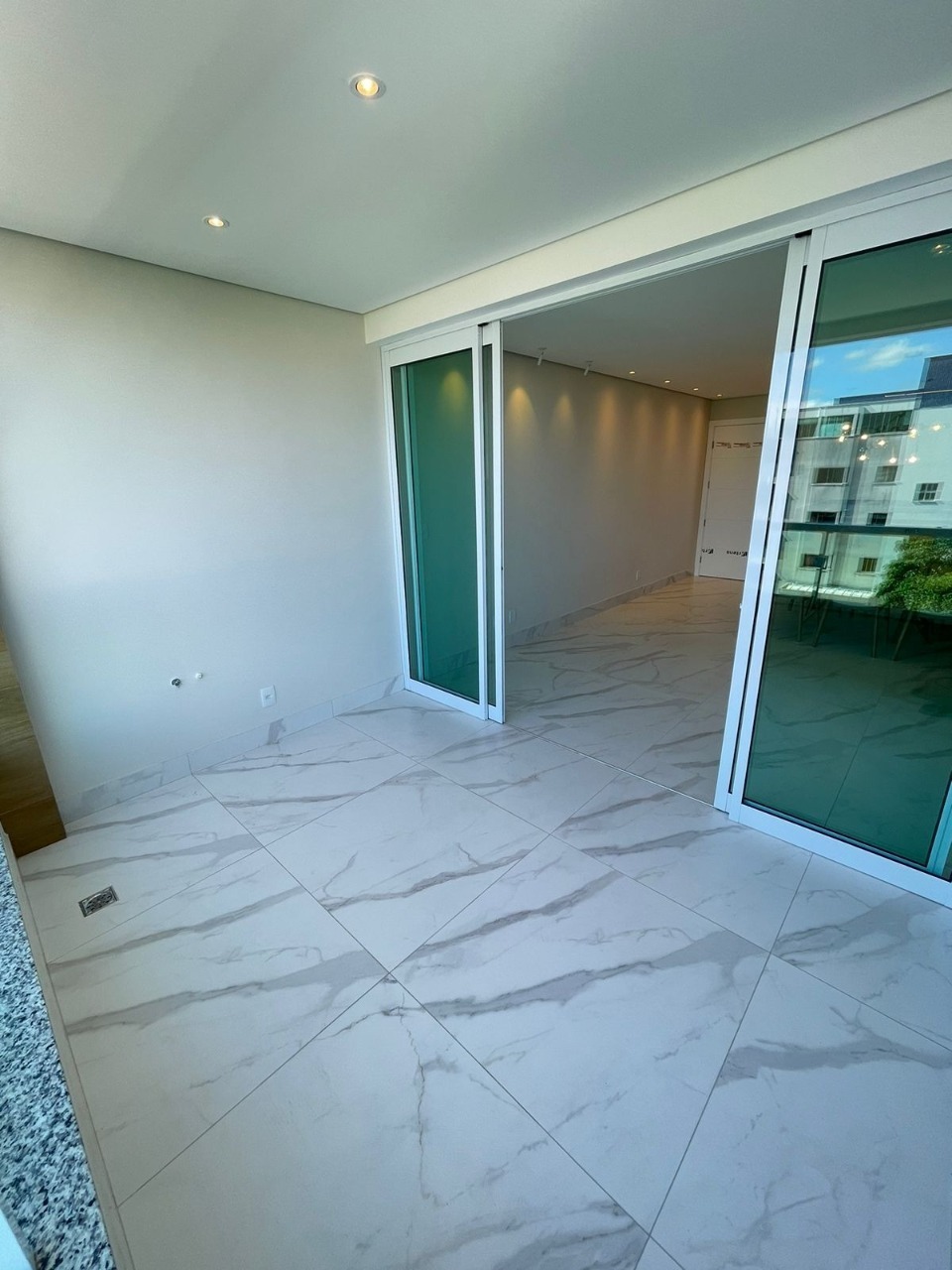 Cobertura à venda com 4 quartos, 195m² - Foto 4