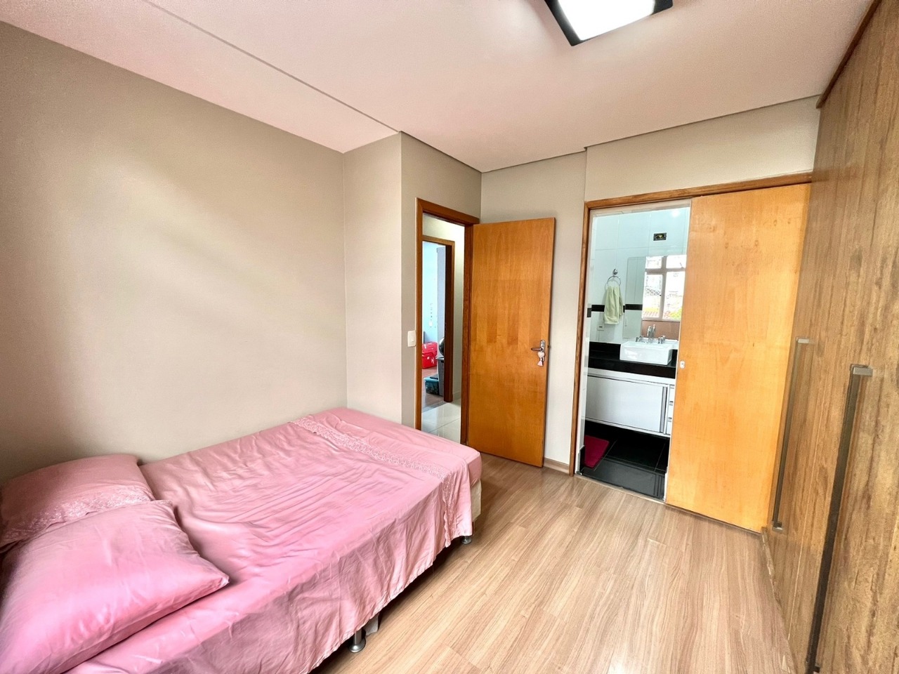 Apartamento à venda com 3 quartos, 86m² - Foto 6