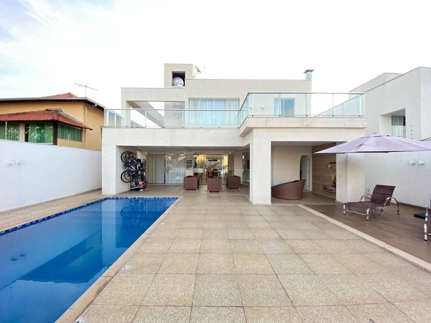 Casa à venda com 4 quartos, 411m² - Foto 1