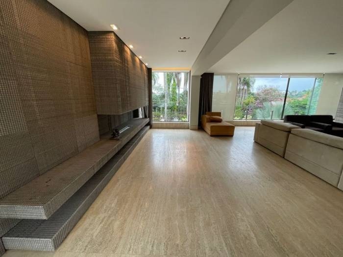 Casa à venda com 5 quartos, 638m² - Foto 11