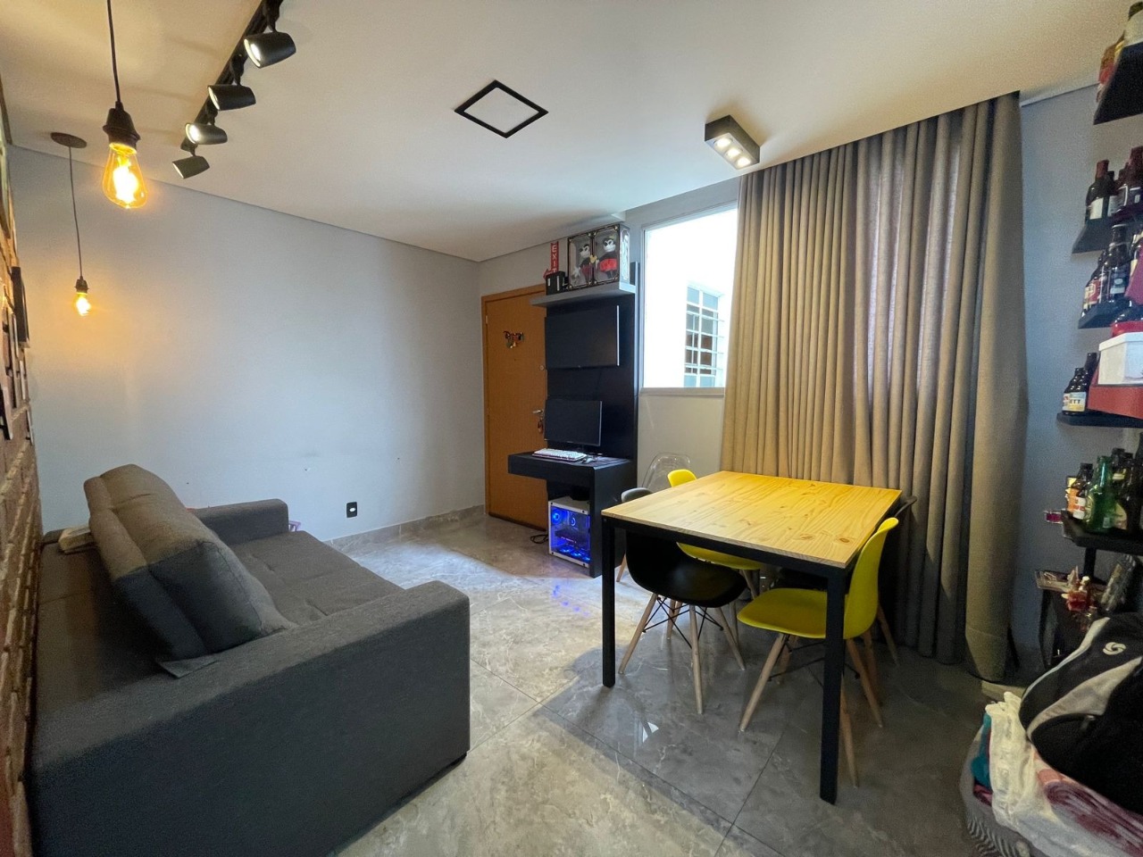 Apartamento à venda com 2 quartos, 44m² - Foto 2